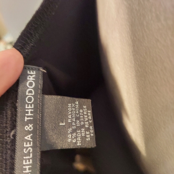 Chelsea & Theodore Dress Black and Pink Midi Sleeveless Summer Coastal - Picture 7 of 7